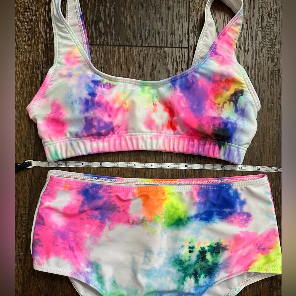 SHEIN Vibrant Tie-Dye Kids Bikini Set - Picture 4 of 6